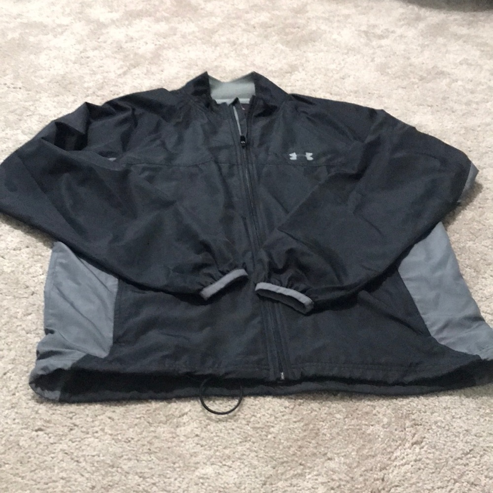 Under Armor lightweight zippered wind breaker